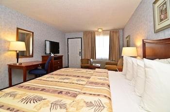 Hotel 6 Ok Ada